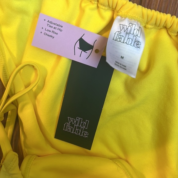 Brand new bikini - Picture 4 of 7